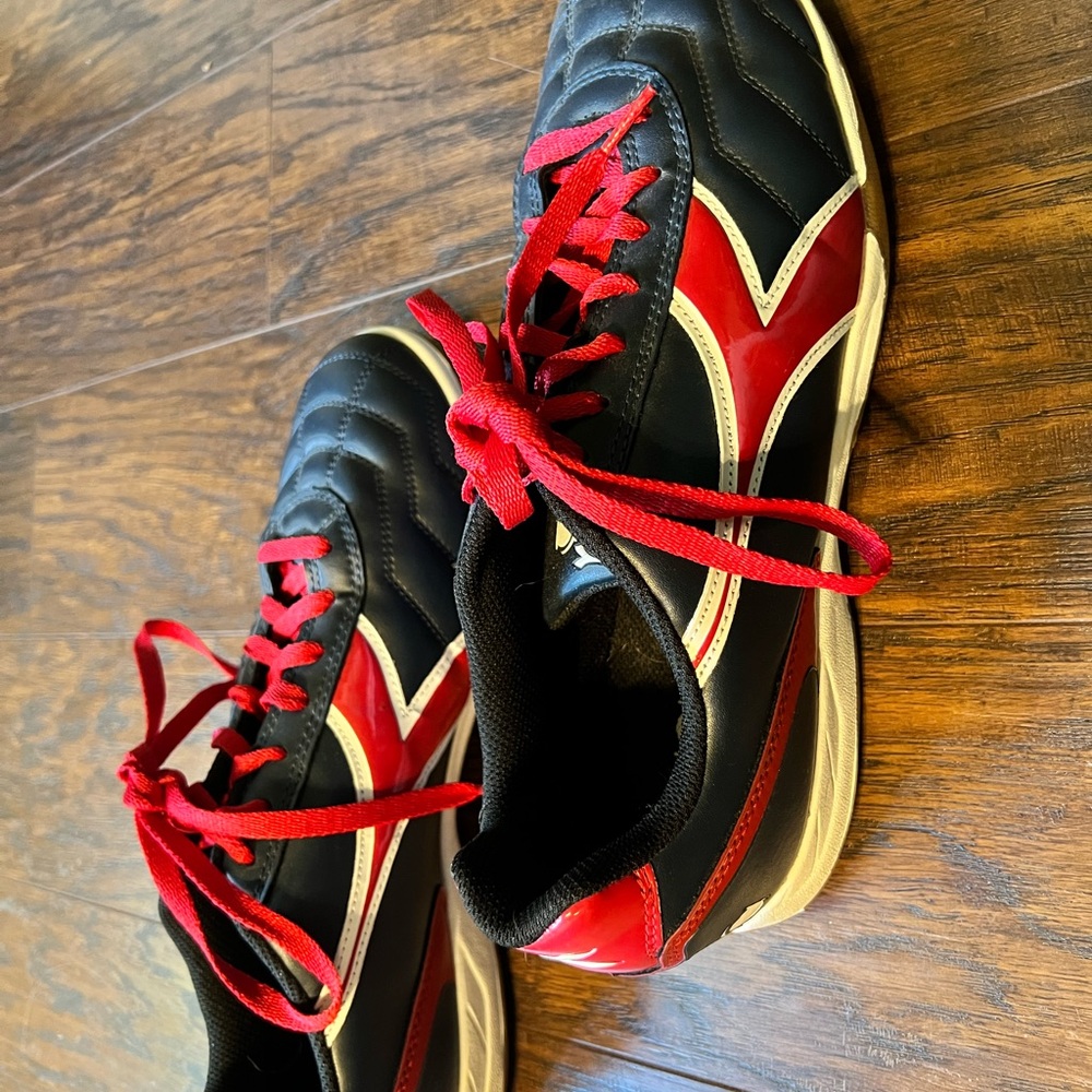 Retro diadora - never worn